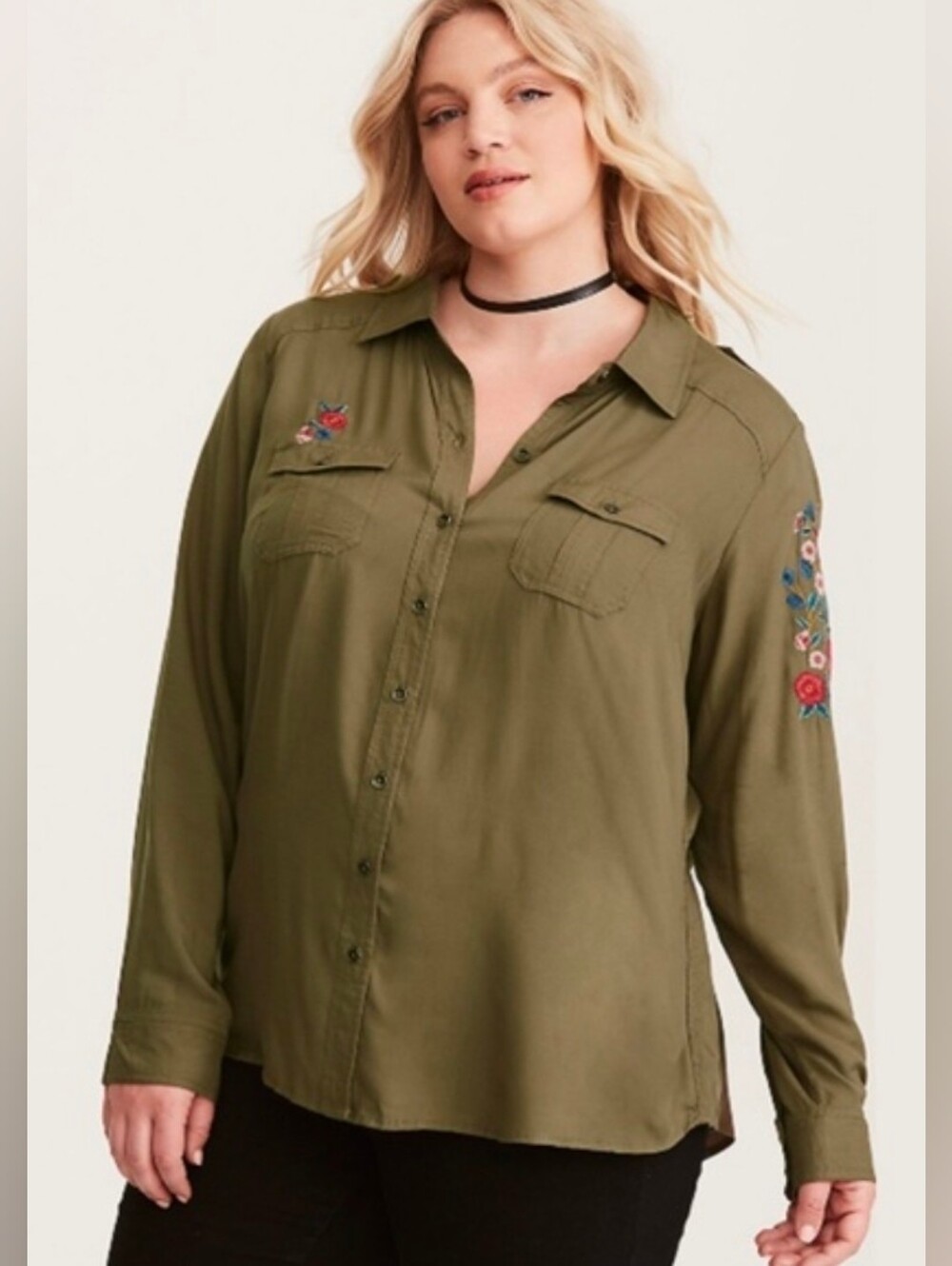 Torrid Olive Green Embroidered Twill Button-Up Shirt Size 2 =18/20 ☆Flawed☆